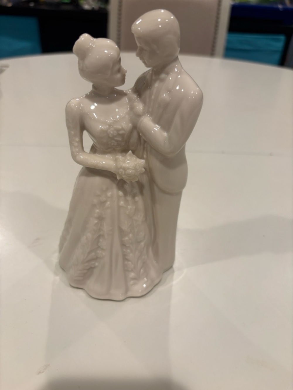 Lenox Bride and Groom Cake Topper